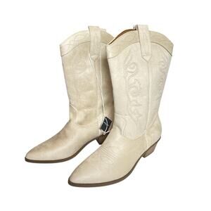 American Eagle Outfitters Cream Ankle Boots